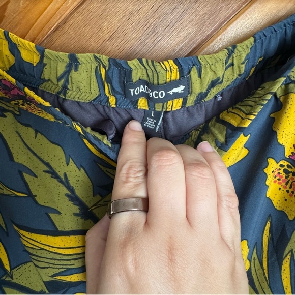 Toad&Co Blue and Yellow Floral Skirt Size Large - Picture 3 of 7